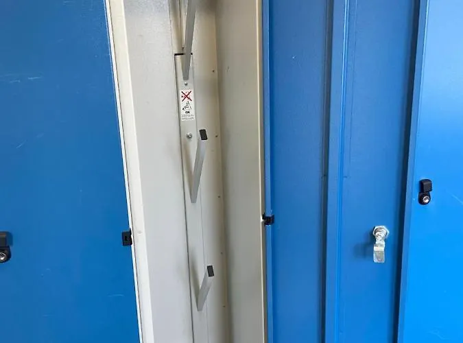 Sunny Swiss Alps Studio By Telecabine شقة *